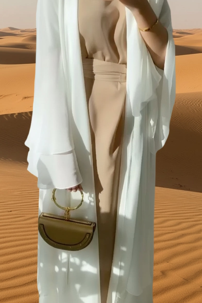 عباية كلاسيكية أنيقة