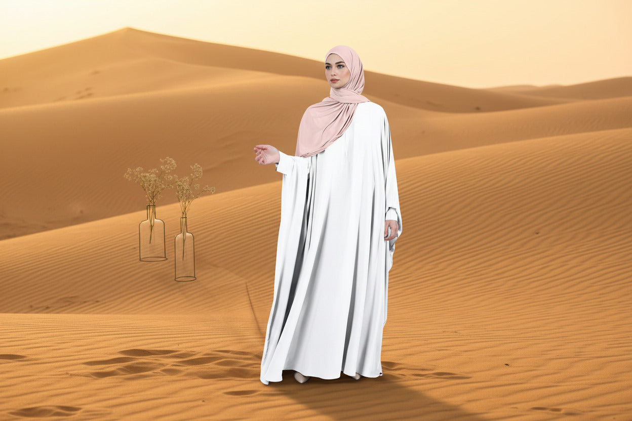 طقم عباية بخمار بتصميم أنيق