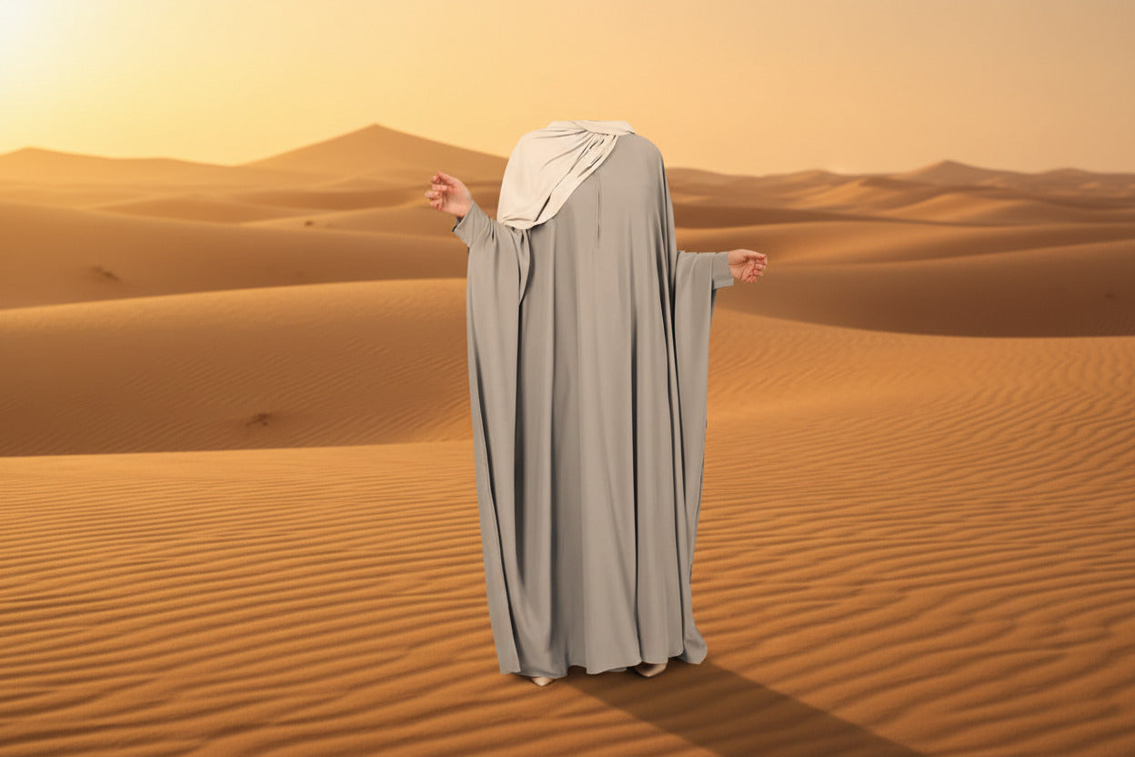 طقم عباية بخمار بتصميم أنيق